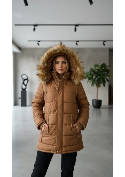 Kadın Çıkarılabilen Kürklü Kapşonlu Taba Şişme Mont M011