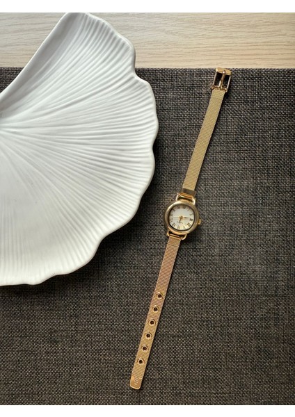 Retro Minimal Hasır Kordon Vintage Kadın Kol Saati modelleri