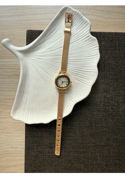 Retro Minimal Hasır Kordon Vintage Kadın Kol Saati