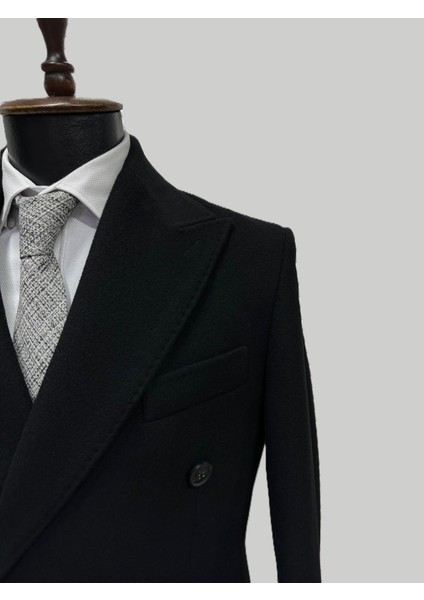 Siyah Kruvaze Kışlık Erkek Kaban modelleri