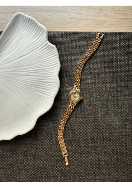 Retro Minimal Metal Kordon Vintage Kadın Kol Saati Minik modelleri