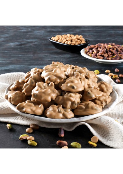 Karamelli Antep Fıstıklı Roş Çikolata 300g