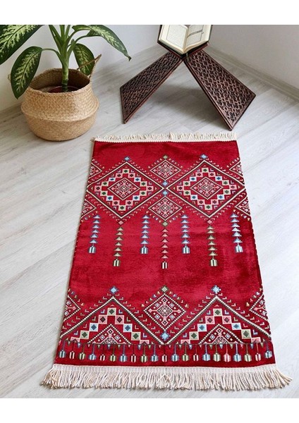 Çeyizlik Hediyelik Seccade Set– Kilim Desenli Astarlı Kadife Seccade, Eşarp, Kristal Tesbih, Erkek Tesbihi, Takke ve Esans Özel Kutulu fırsatları