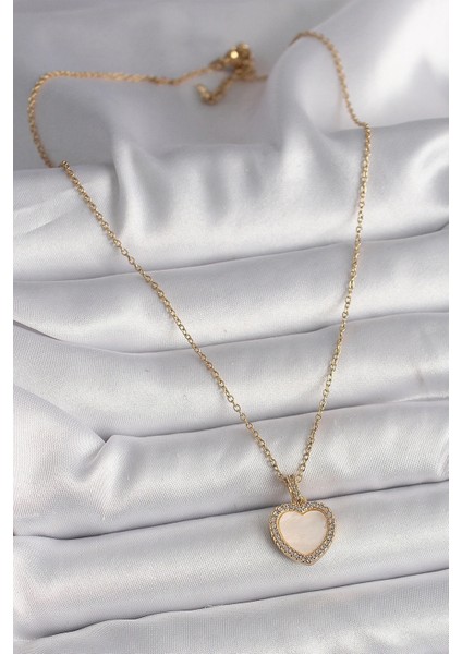 316L Çelik Gold Renk Zincir Zirkon Taşlı Beyaz Mineli Kalp Model Kadın Kolye fiyatları
