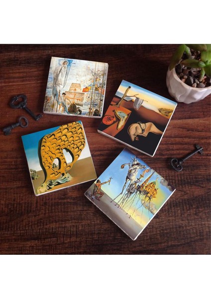 Dalí Belleğin Azmi, Arzunun Gizemi, Antonius, Amerika’nın Keşfi Taş Altlığı Seti - 4 Parça - Dekoratif,, 10X10 Cm, Kaydırmaz Tabanlı, Şık ve Dayanıklı SC215