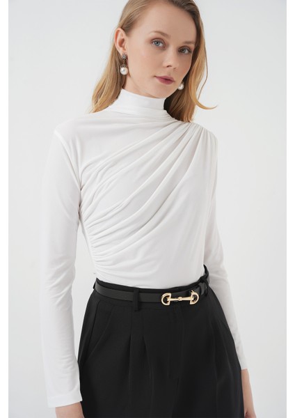 925 Büzgü Detaylı Sandy Bluz - Beyaz indirimleri