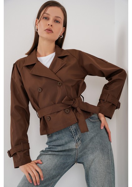Kadın Kemerli Kısa Trençkot 5970 - Kahverengi fırsatları