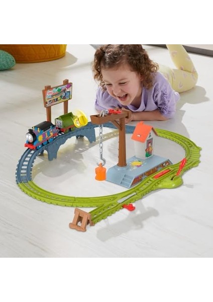 & Pille Çalışan Thomas ve Troublesome Truck ile Thomas ve Arkadaşları Teslimatı Motorlu Tren Seti, 3 Yaş Üstü Çocuklar Için, HTN34 modelleri