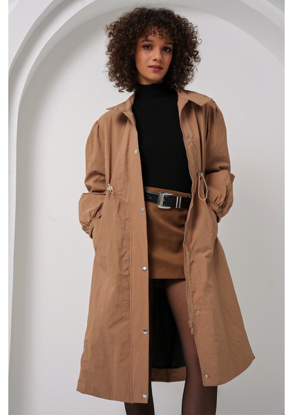 5939 Astarlı Uzun Trençkot - Camel