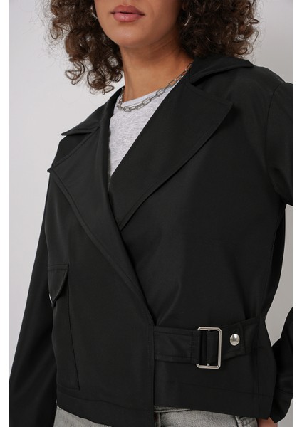 0712 Kruvaze Yaka Kısa Trençkot - Siyah indirimleri