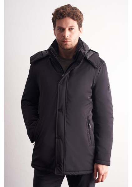 Siyah Çıkma Kapşonlu Dik Yaka Yırtmaçsız Esnek Classic Kaban 1008255165 modelleri