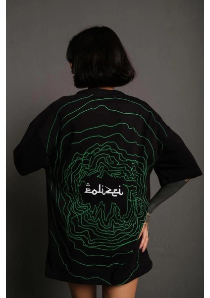 Kadın Bisiklet Yakalı Sırt Baskılı Oversize T-Shirt - Siyah