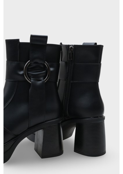 Tiffany Yuvarlak Burunlu Yandan Fermuarlı Orta Topuklu Kadın Bot fırsatları