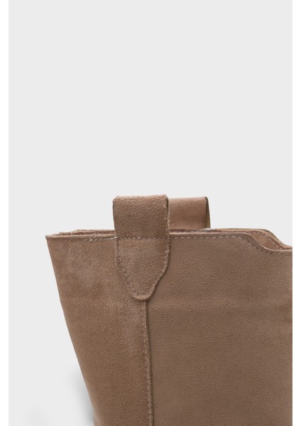 Emmye Kadın Bot indirimleri