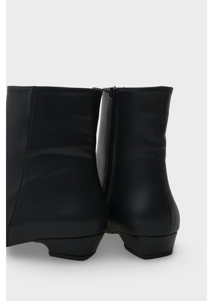 Evie Kısa Topuklu Yandan Fermuarlı Küt Burun Kadın Bot fırsatları