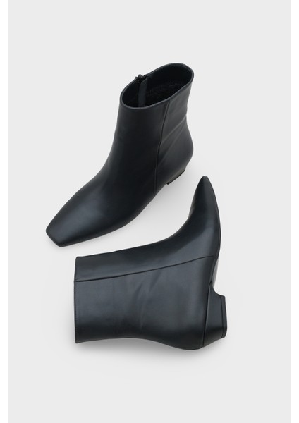 Evie Kısa Topuklu Yandan Fermuarlı Küt Burun Kadın Bot indirimleri