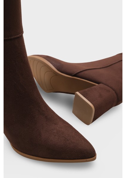 Betti Kadın Bot fırsatları