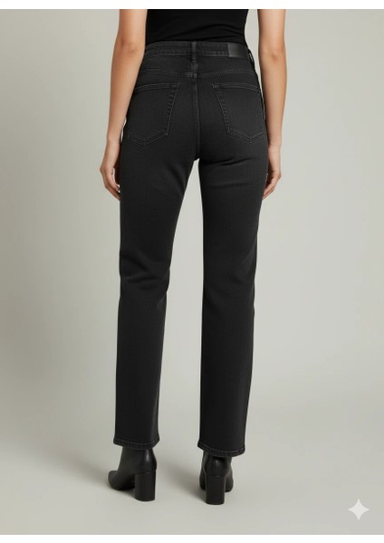 Siyah Yüksek Bel Düz Kesim Kot Pantolon Kadın fiyatları