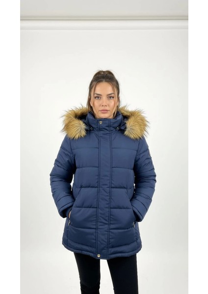 Kadın Çıkarılabilen Kürklü Kapşonlu Mavi Şişme Mont M011