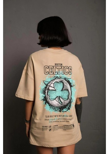 Kadın Sırt Baskılı T-Shirt - Bej fırsatları