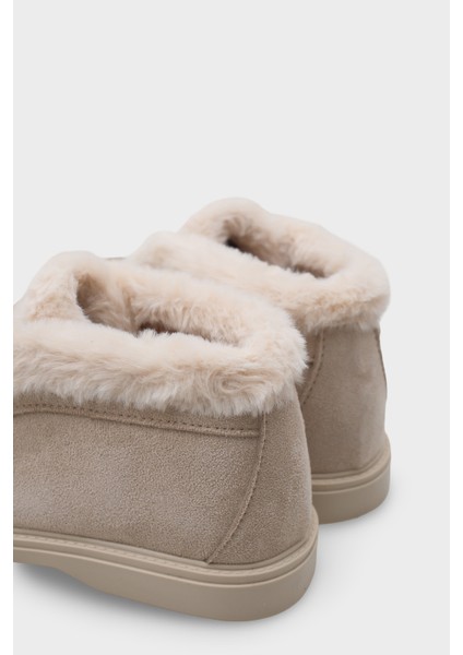 Rissa Kadın Bot modelleri