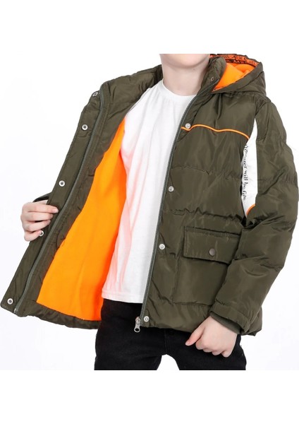 Erkek Çocuk Kolları Renk Bloklu Yazı Desenli Şerit Detaylı Fermuar Çıtçıt Kapamalı Haki Renk Mont fiyatları