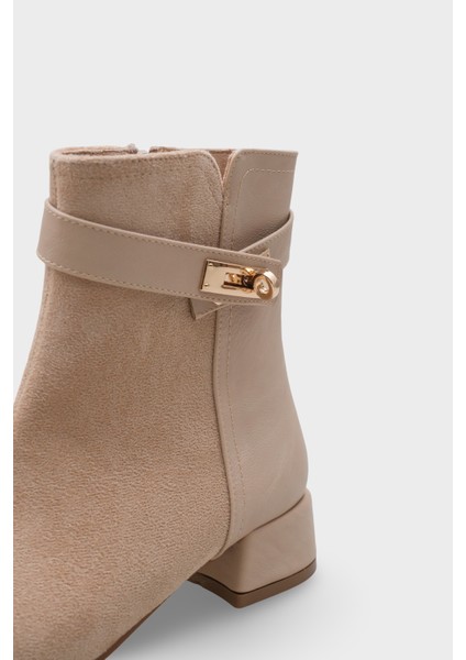 Dalenna Kadın Bot modelleri