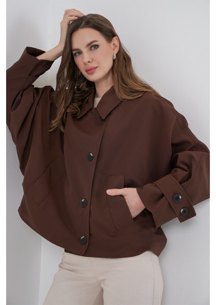 Kadın Oversize Kısa Trençkot 5977 - Kahverengi fırsatları