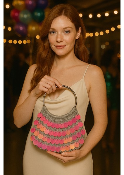 Pullu, Payetli Çanta. Düğün, Nişan, Şık Geceler Için Ideal fırsatları