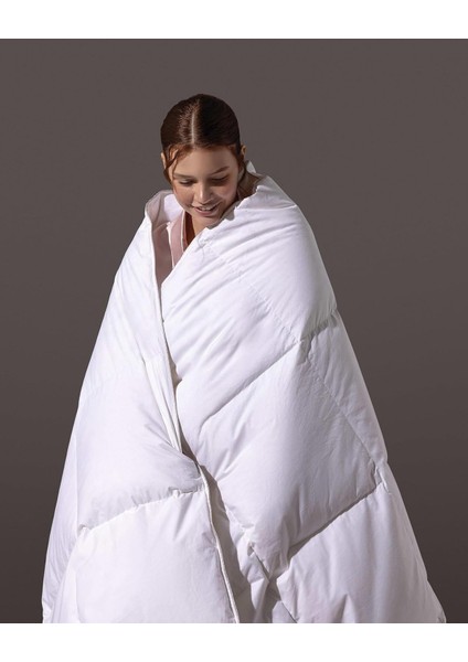 Coco Edmon Çift Kişilik Kaz Tüyü Yorgan - Beyaz