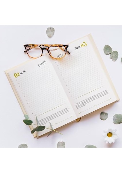 Güne Bir Hatıra - Atatürk Günlüğü (Ciltli)