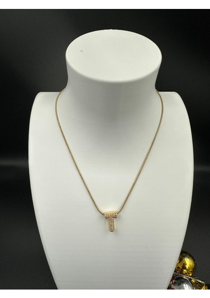 Altın Rengi T Harfi Çelik Kolye