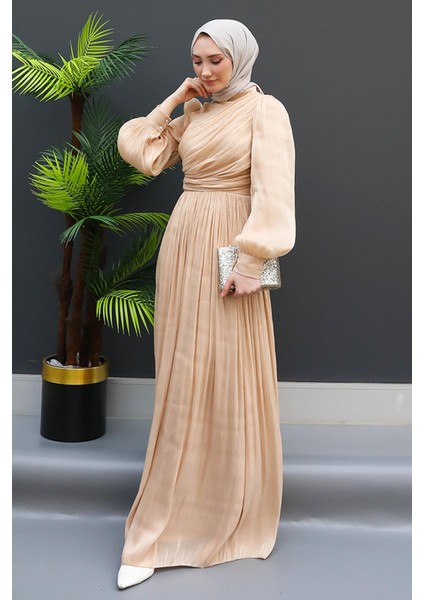 Ipek Tesettür Elbise Bal Köpüğü modelleri