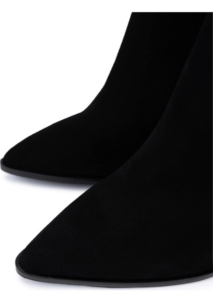 Kadın Hakiki Deri Siyah Süet Topuklu Bot 492 50559 Bn Bot SK25-26 Sıyah Suet modelleri