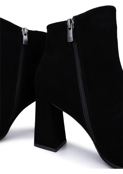 Kadın Hakiki Deri Siyah Süet Topuklu Bot 492 50559 Bn Bot SK25-26 Sıyah Suet indirimleri