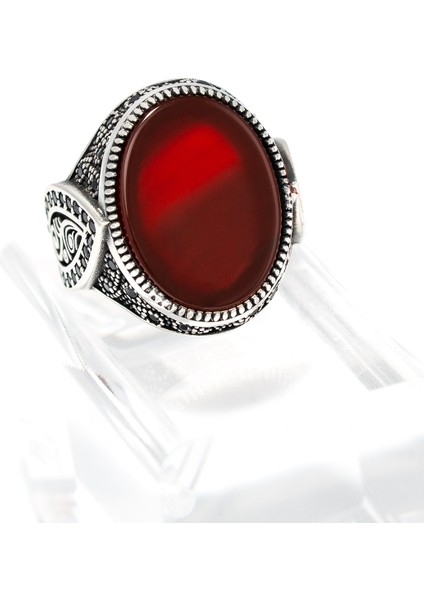 Desenli Kırmızı Akik Taşlı 925 Ayar Gümüş Erkek Yüzük – Sıcak Tonların Zarif Bir Yansıması