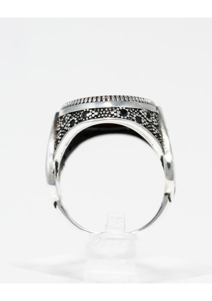 Desenli Kırmızı Akik Taşlı 925 Ayar Gümüş Erkek Yüzük – Sıcak Tonların Zarif Bir Yansıması fırsatları