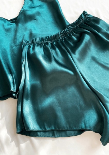 Askılı Saten Şortlu Takım indirimleri