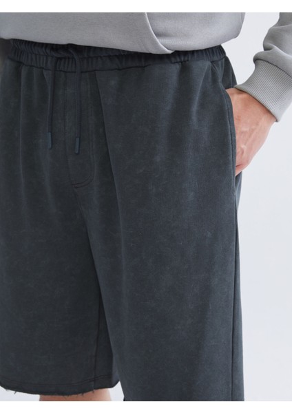 Yeni Sezon Beli Lastikli Kadın Şort modelleri