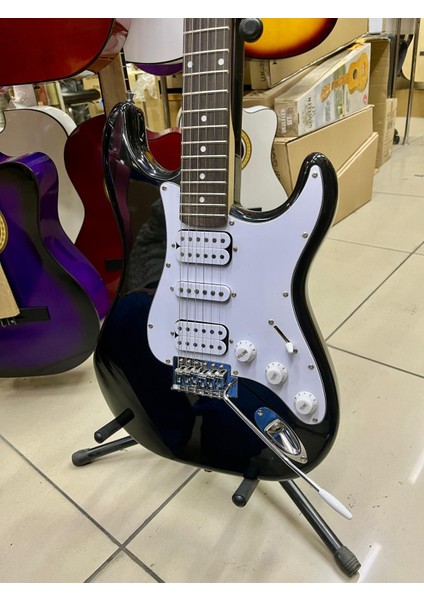 2 Humbucker 1 Sıngle Siyah Elektro Gitar Kılıf Pena Dahil Kod 8023 fırsatları