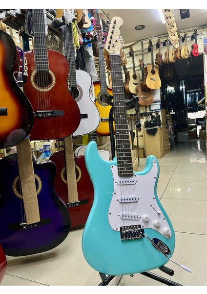 3 Sıngle Yeşil Renk Elektro Gitar Kılıf Pena Dahil Kod 5408