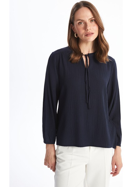 Yeni Sezon Bağlamalı Yaka Dokulu Kadın Bluz