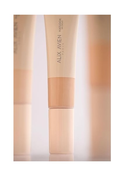 Alıx Avıen Kapatıcılık, Doğal Parlaklık Sağlayan SPF15 Faktör Nemlendiren Bb Krem - Bb Cream 30 Medium fiyatları