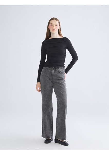 Yeni Sezon Kayık Yaka Büzgülü Bluz fiyatları