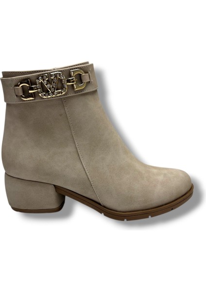 535-26 Yağlı Deri Trend Fashion Kadın Bot fiyatları