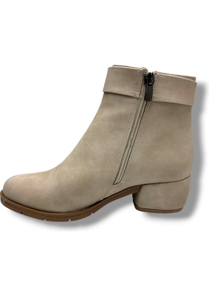 535-26 Yağlı Deri Trend Fashion Kadın Bot modelleri