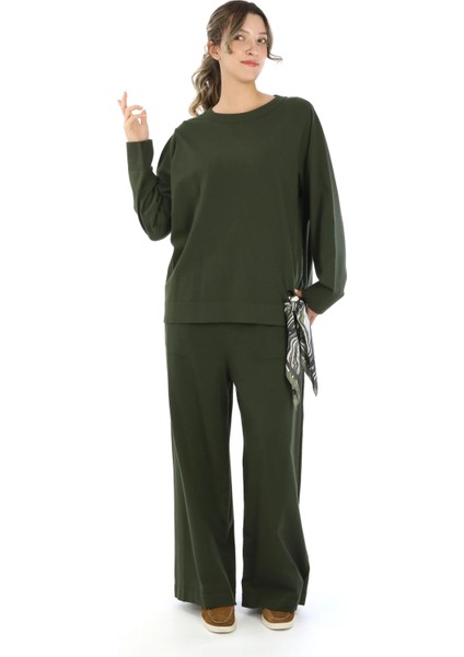 Eşarp Detaylı Triko Takım fiyatları