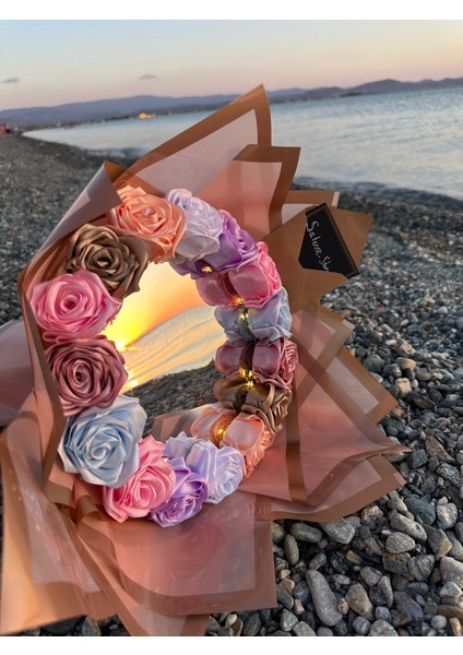 Aynalı ve Ledli Solmayan Çiçek Buketi fiyatları