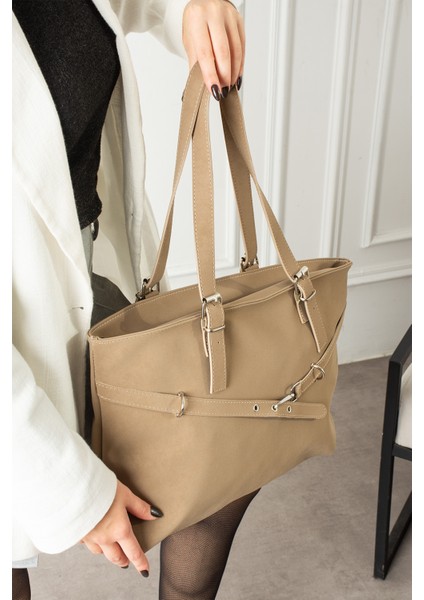 Bianco Kadın Kemer Detaylı Omuz Çantası fiyatları