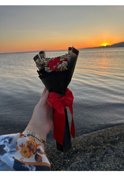 Tekli Solmayan Kırmızı Gül Buketi indirimleri